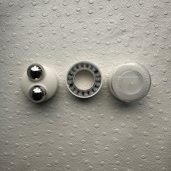 *Unused, Box Opened* Therabody Theraface Pro - Picture 10 of 13